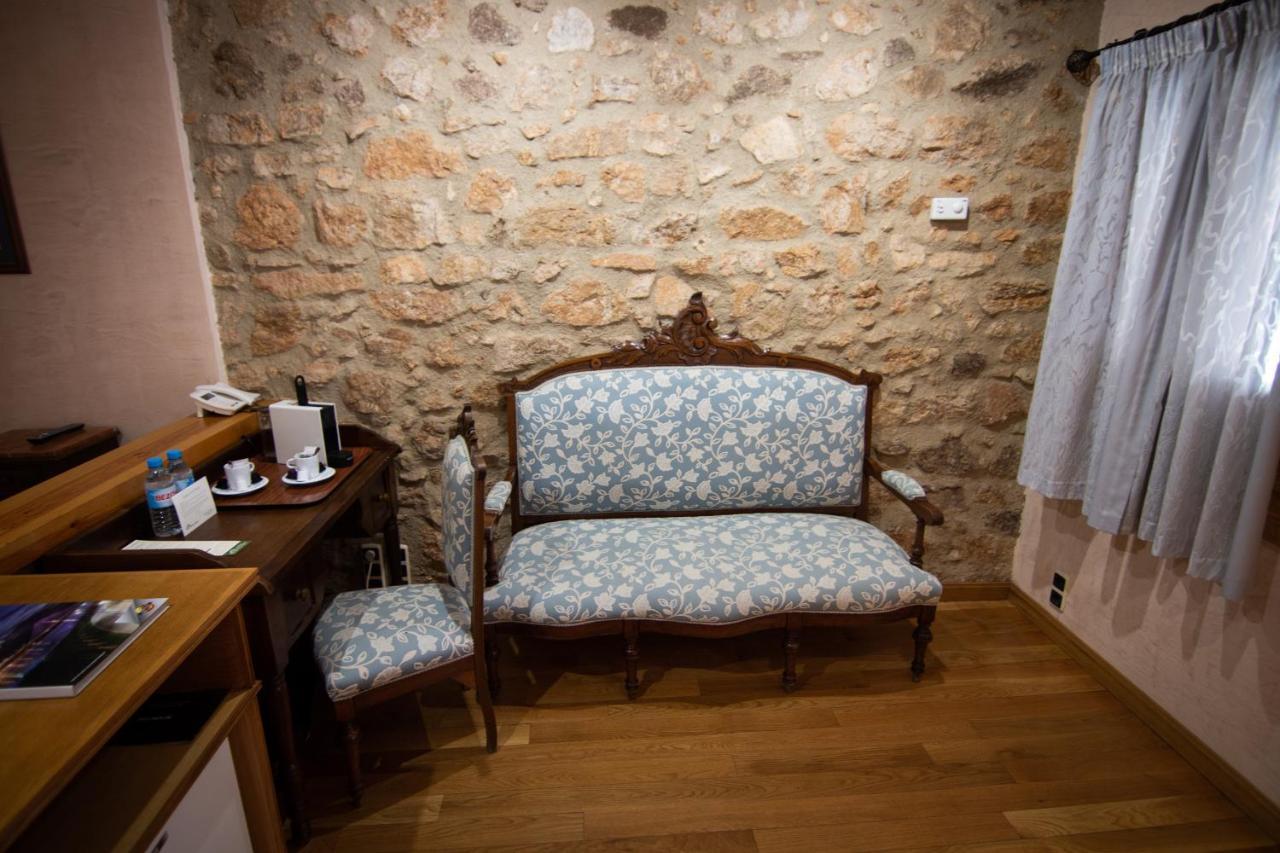 Hospedium Hotel Rural Abadia De Yuste Cuacos De Yuste Esterno foto