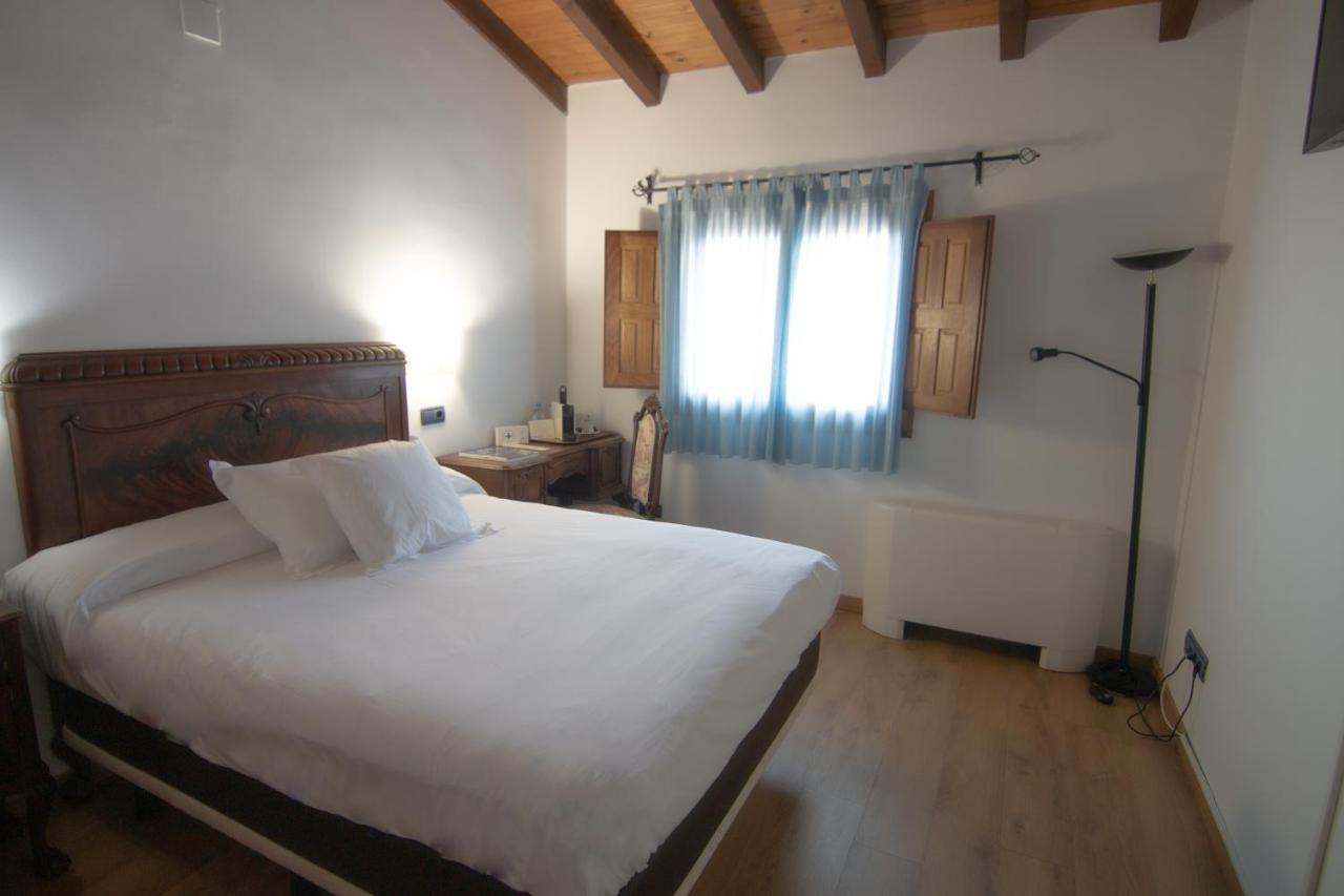 Hospedium Hotel Rural Abadia De Yuste Cuacos De Yuste Esterno foto